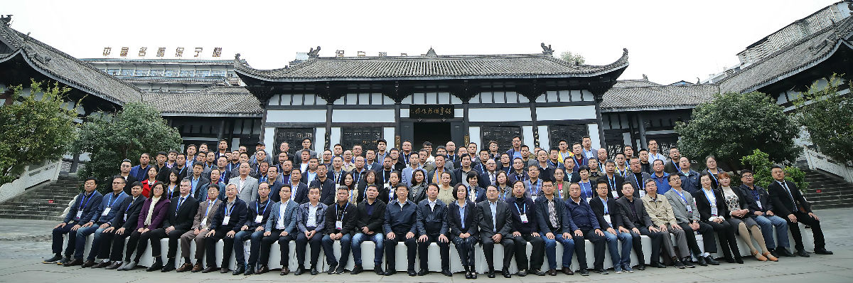 微信图片_20181024212340_meitu_2.jpg 小草影院