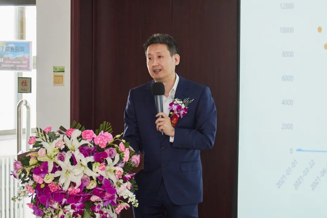 郭总.jpg 小草影院