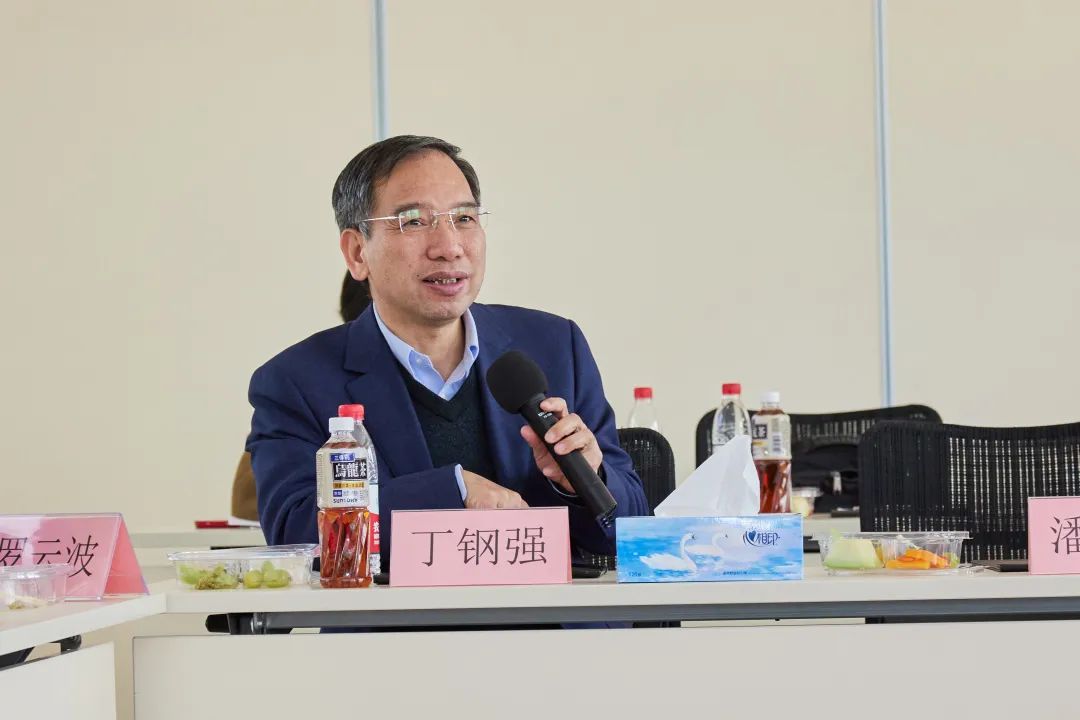 丘比1.jpg 小草影院