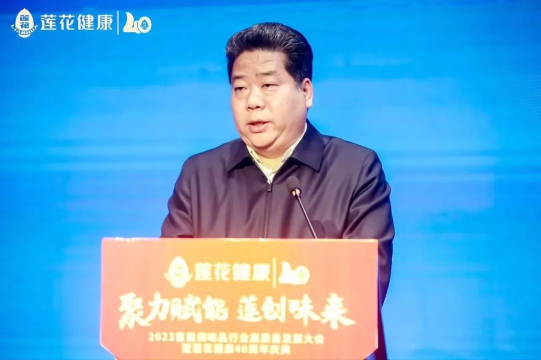 李飞.jpg 小草影院