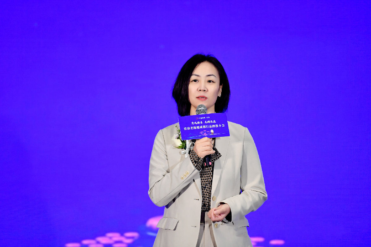 会长_副本.jpg 小草影院